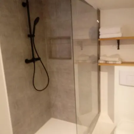 아파트 Dans L'ancienne Mairie Saint-Laurent-le-Minier